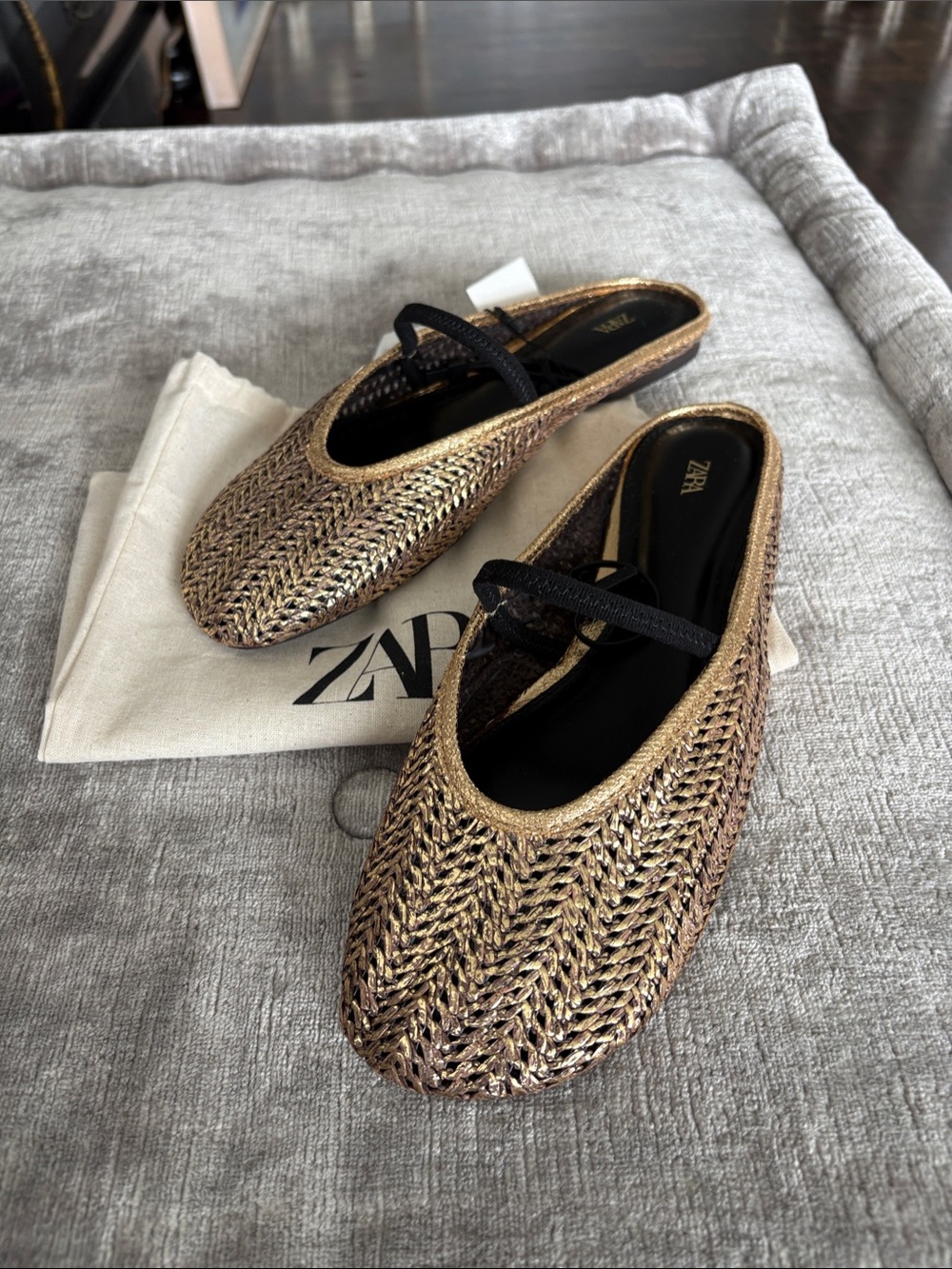 Gold Raffia Mules NWT - Picture 2 of 9